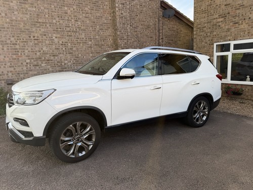 Ssangyong rexton ultimate 2 - ssangyong,