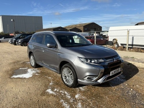 Mitsubishi outlander phev - mitsubishi,