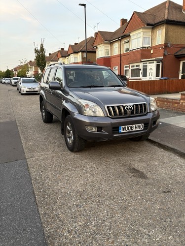Toyota land cruiser invincible - cruiser,